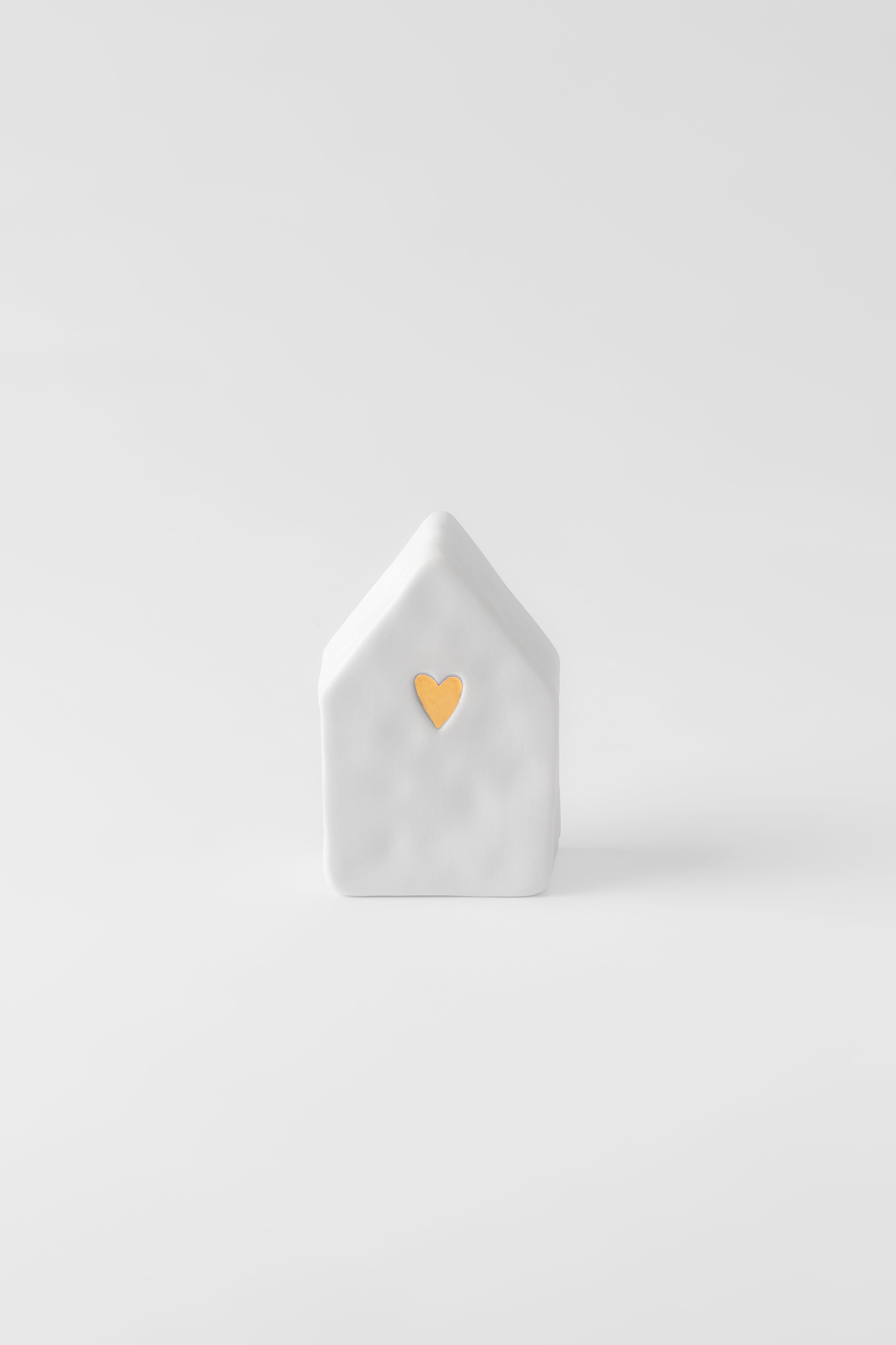 Figure Heart Candle House