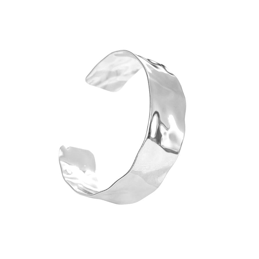 Mishape bangle in polished silver