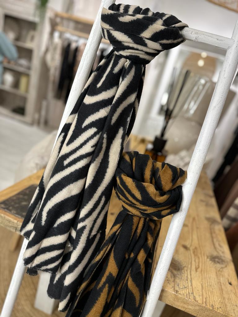 Chunky Zebra Print Scarf