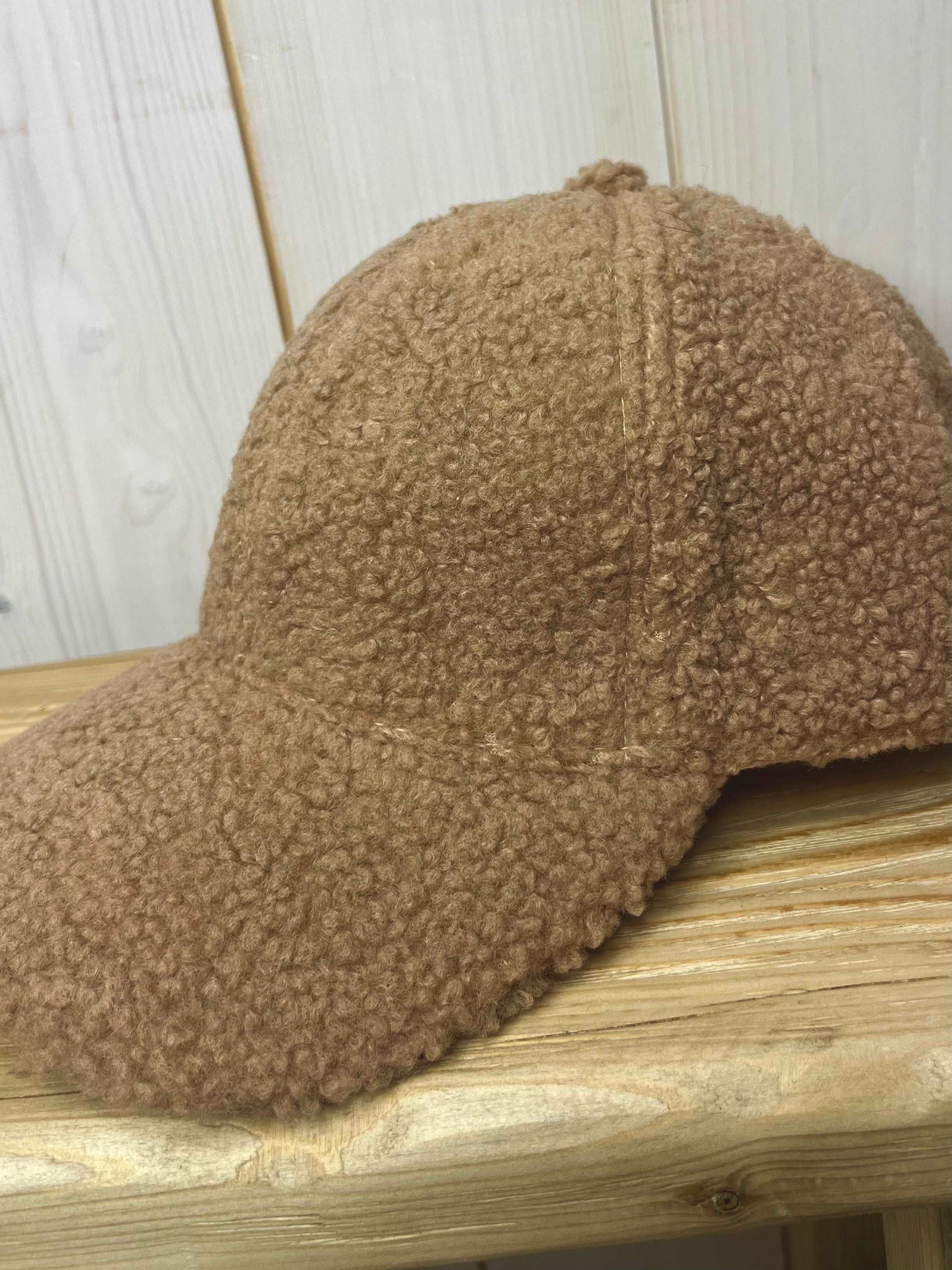 Boucle Baseball Cap