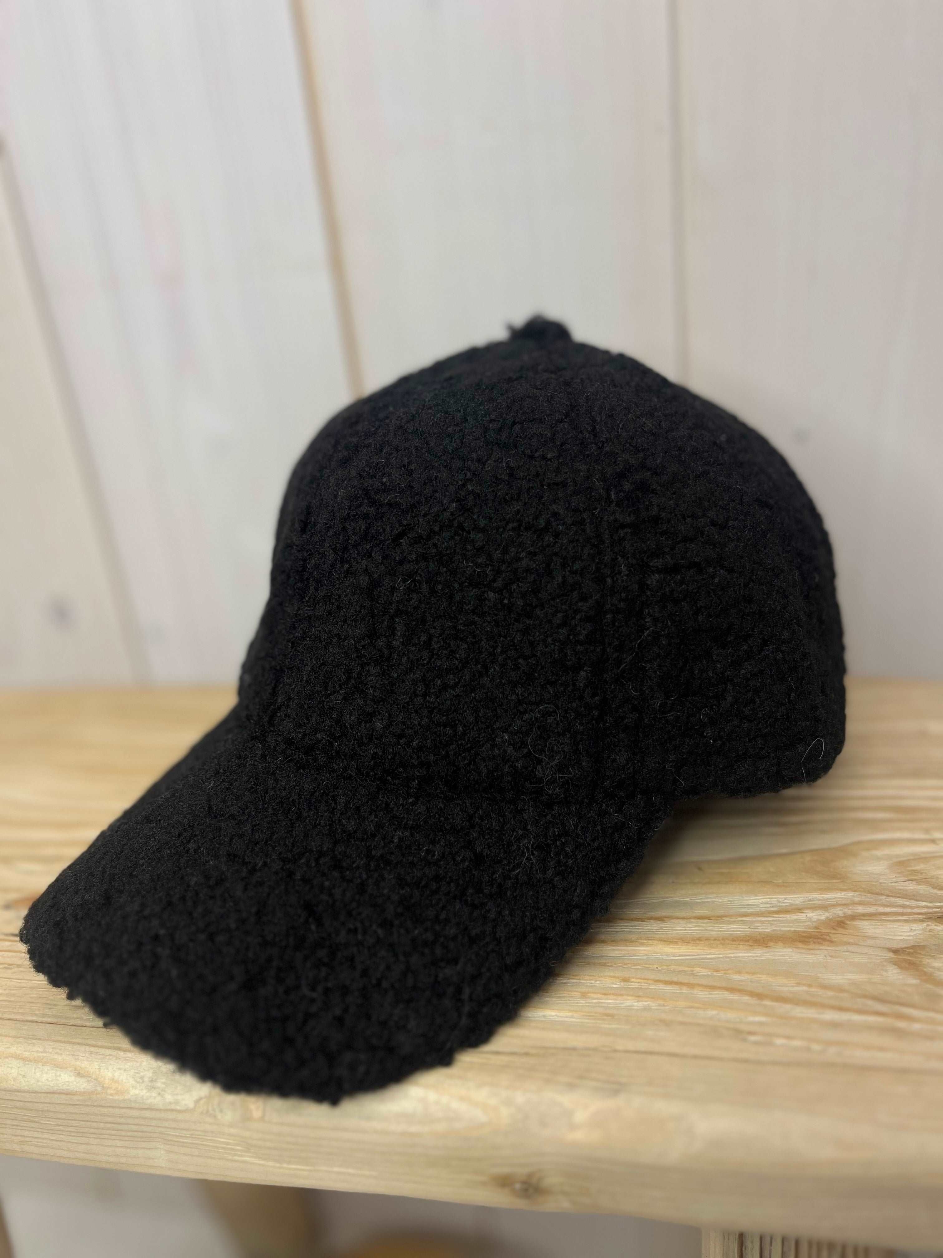 Boucle Baseball Cap