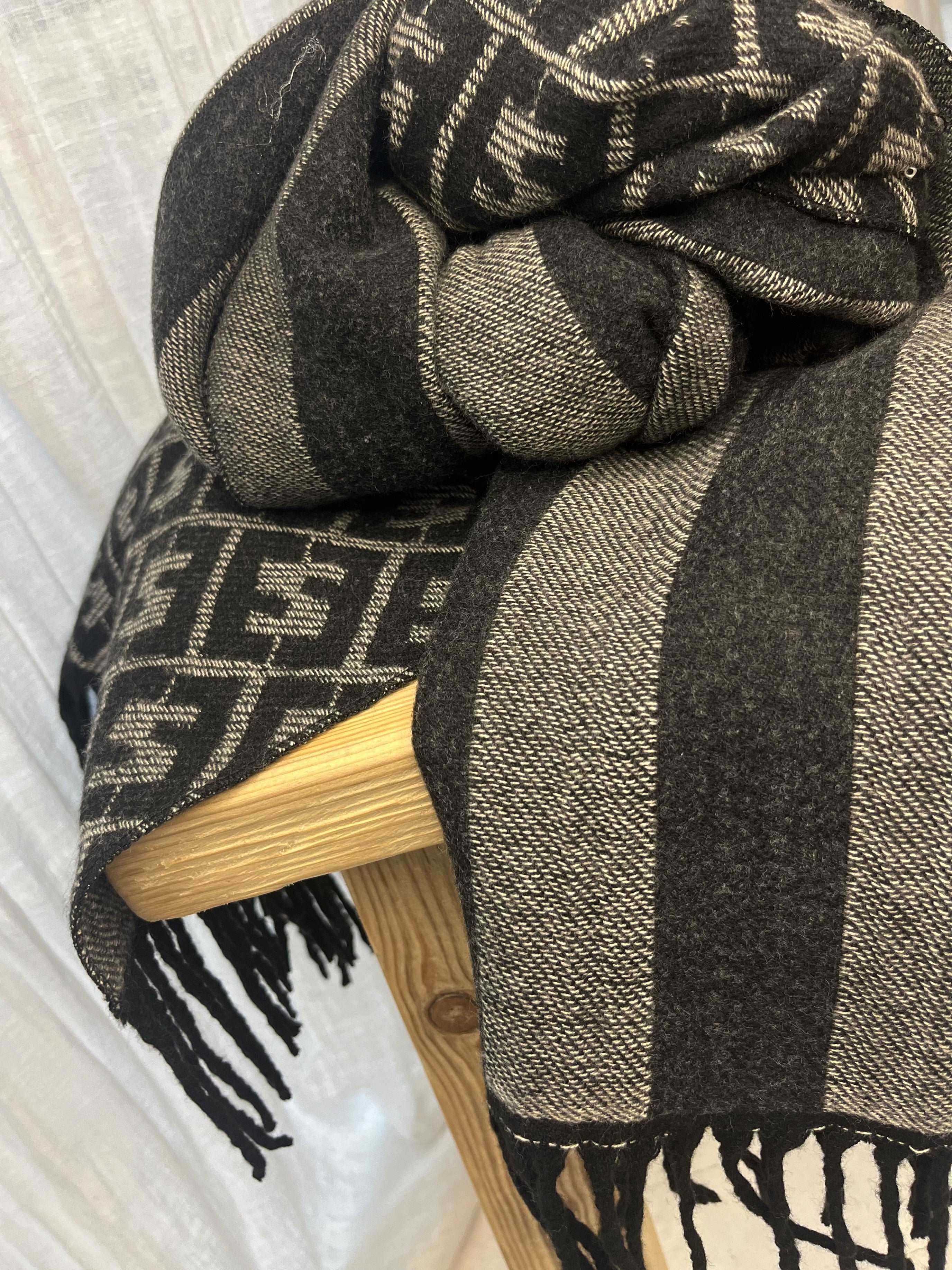 Reversible Mosaic/ Stripe Scarf