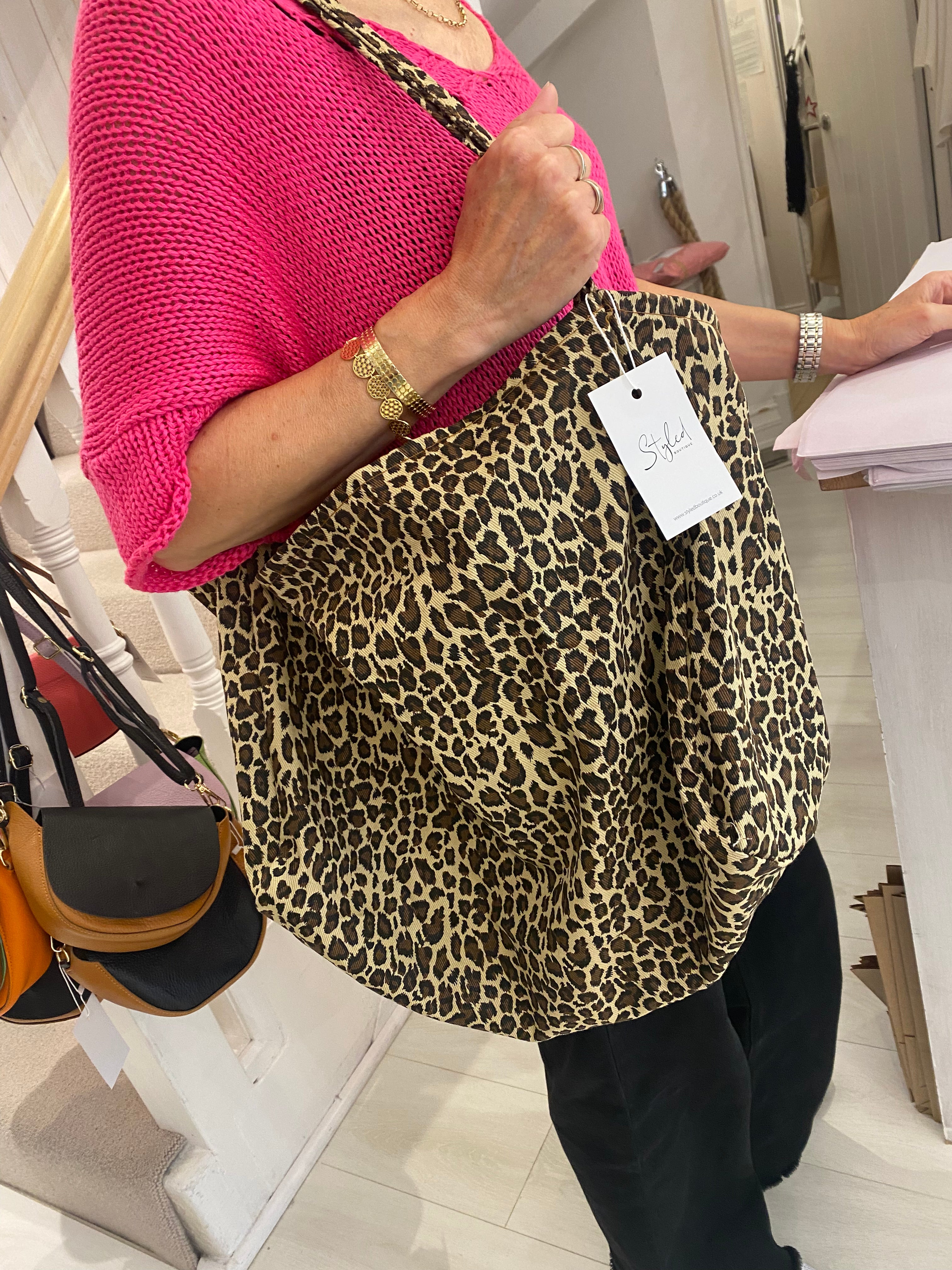 Leopard Shopper