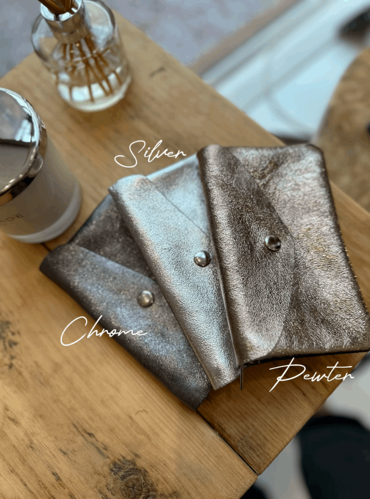 Metallic leather coin purse