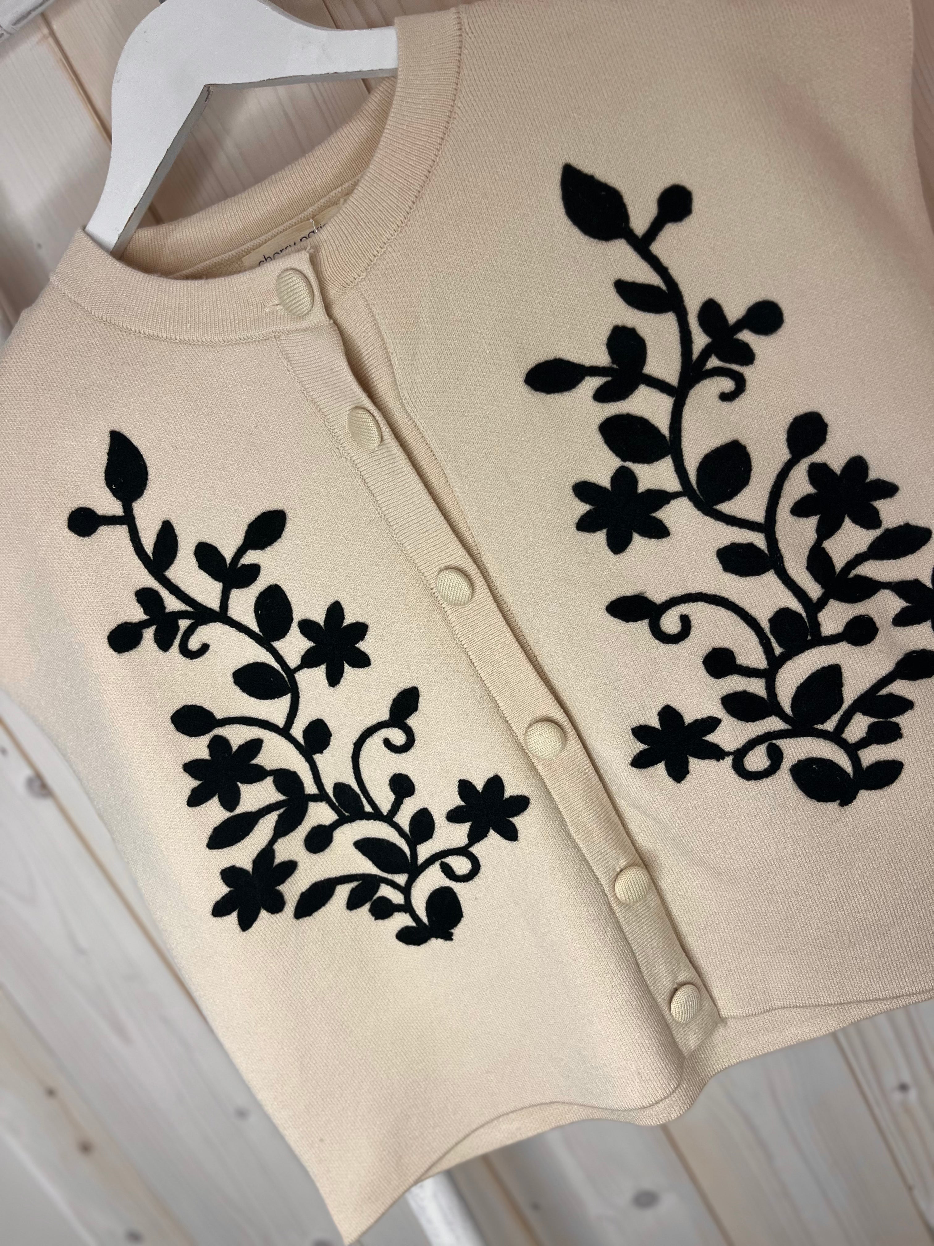 Alae Embroidered Waistcoat