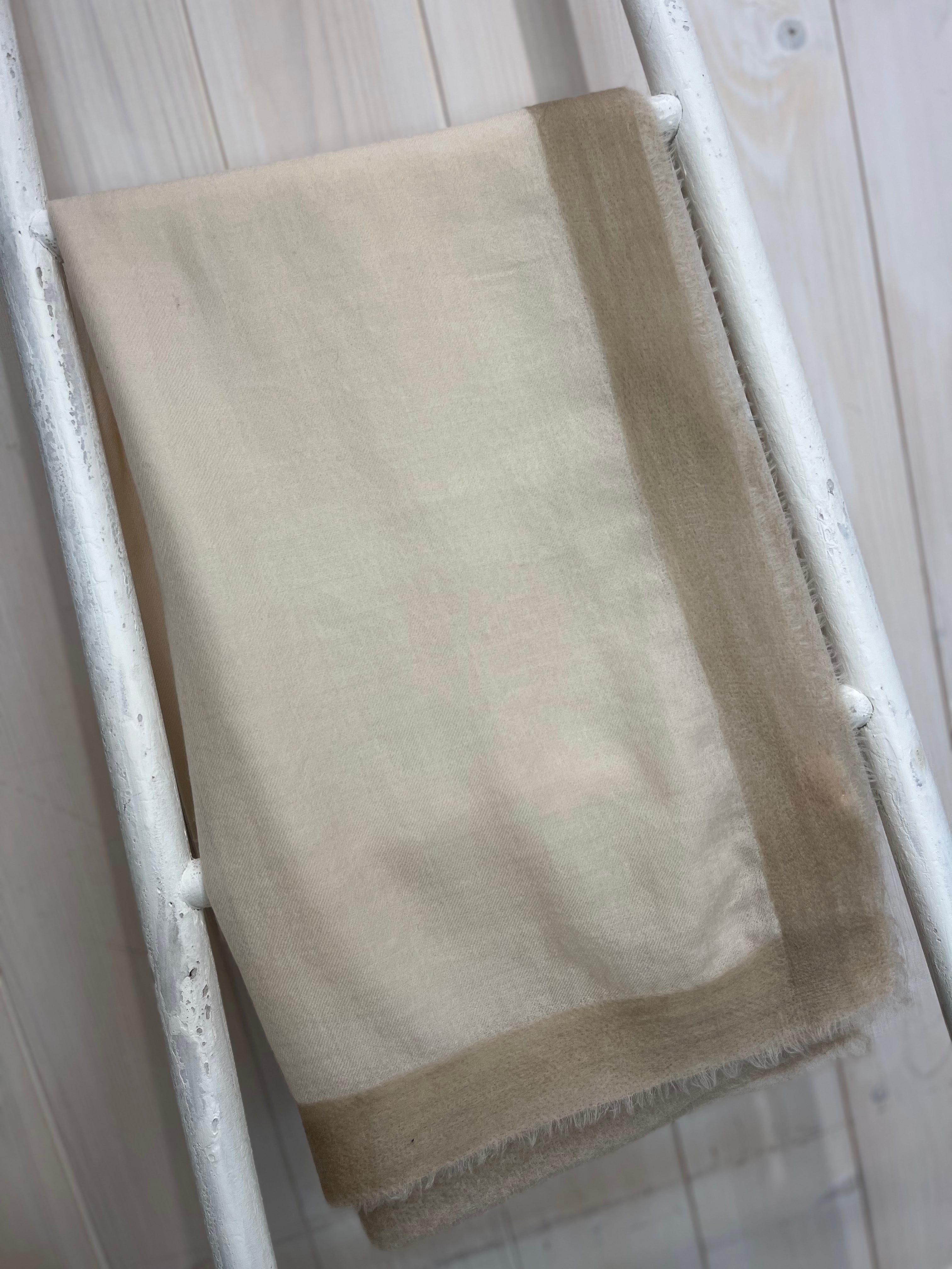 Luxury Cashmere Scarf: Cream and Stone