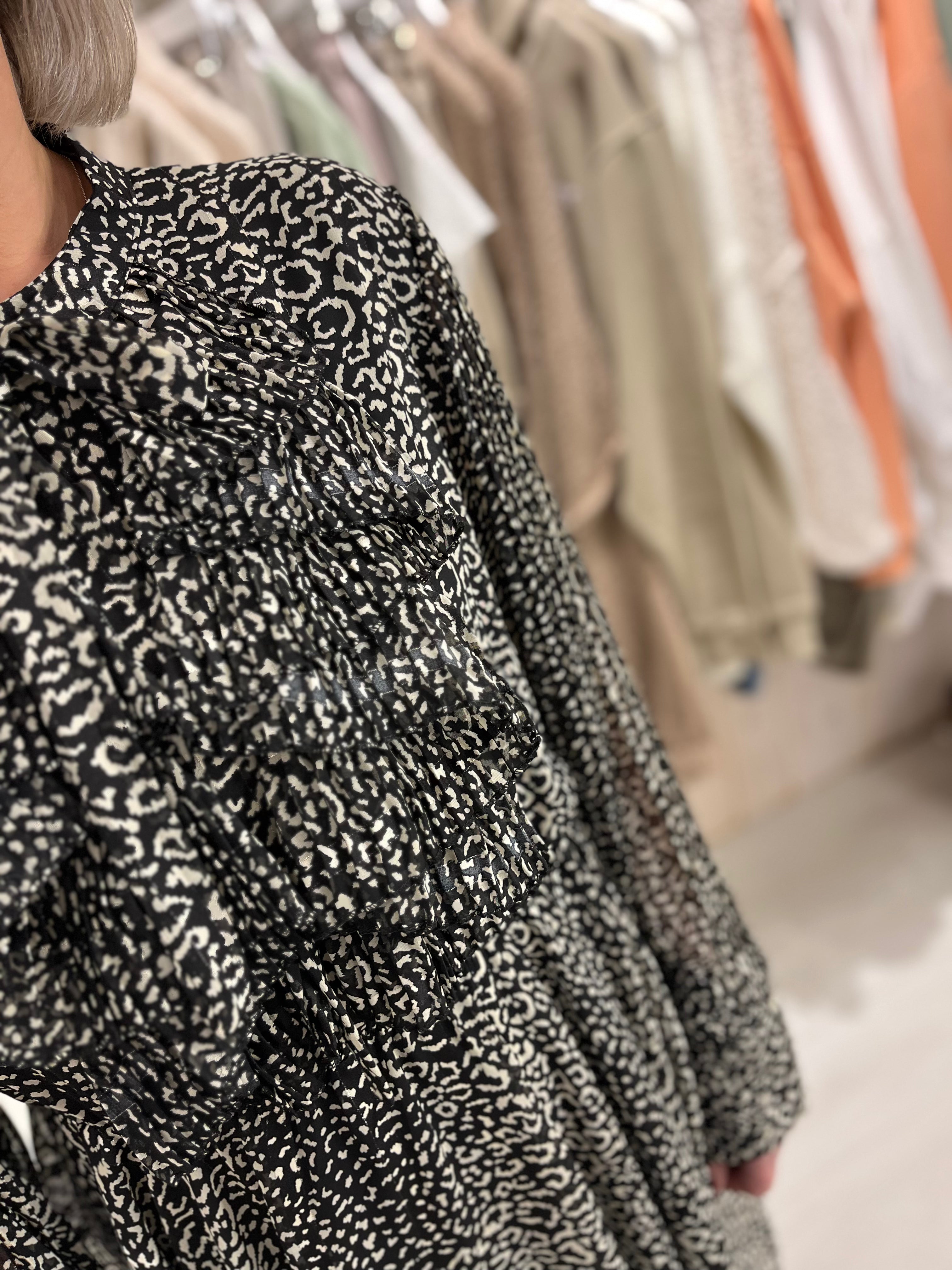 Ruffle Leopard Smock