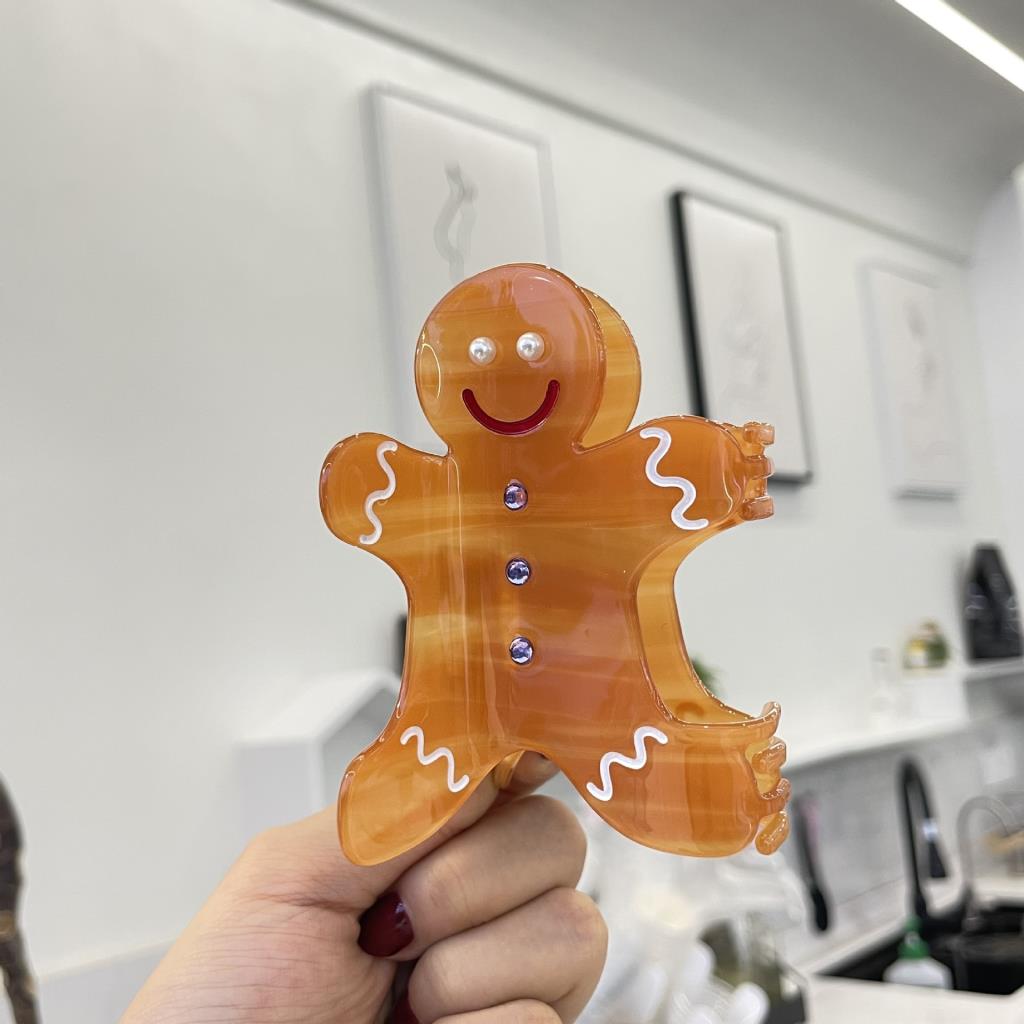 Gingerbread man claw clip