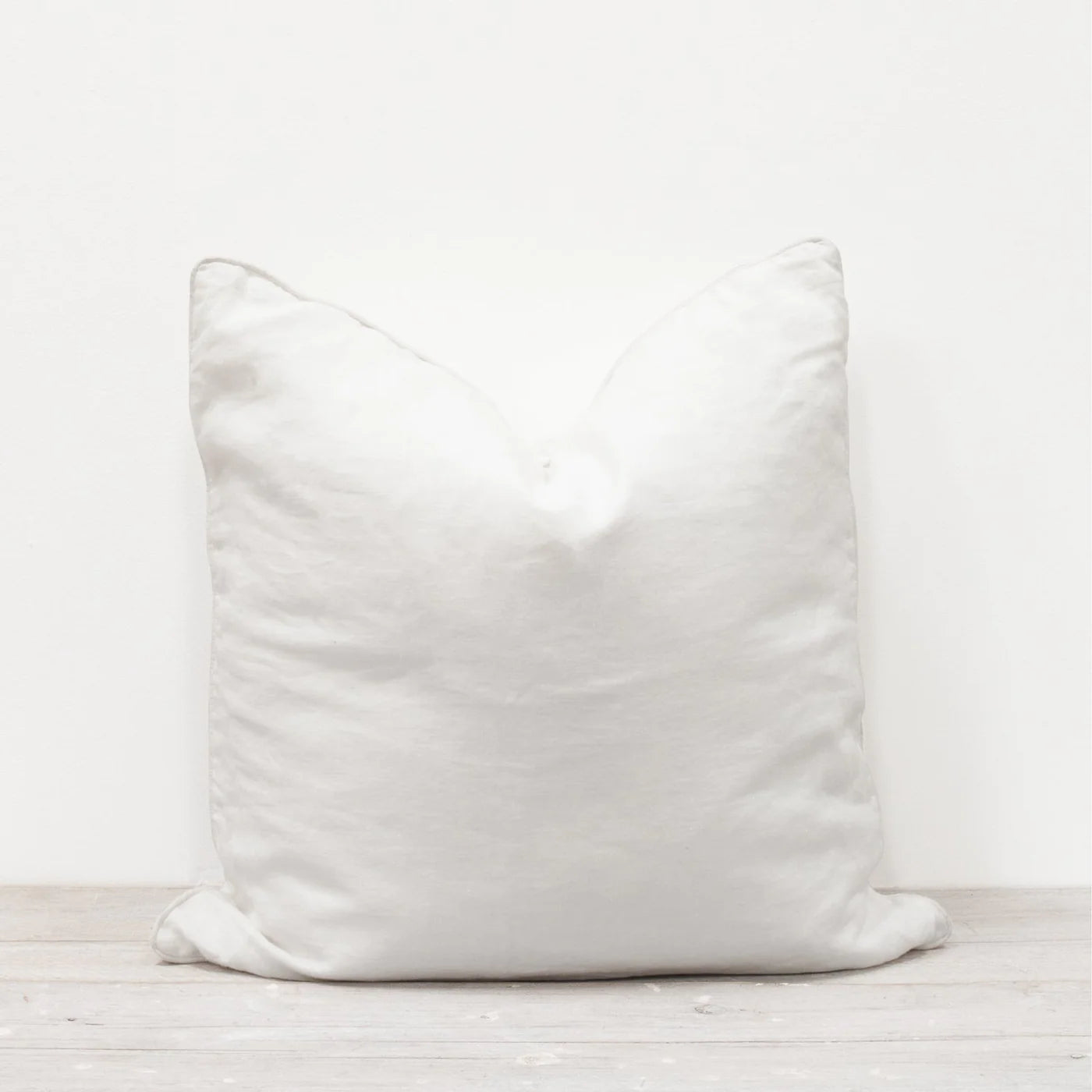 LISBON 100% LINEN CUSHION WHITE